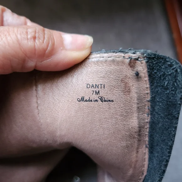 Donald Pilner Combat Boots Black w/ Gold Hardware size 7m - Picture 5 of 10